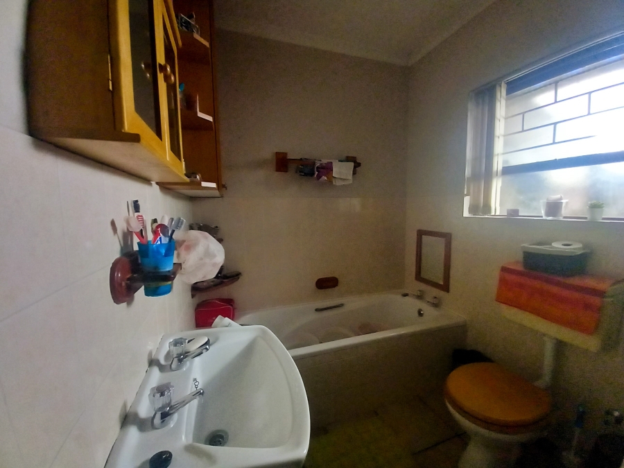 To Let 2 Bedroom Property for Rent in Jagtershof Western Cape